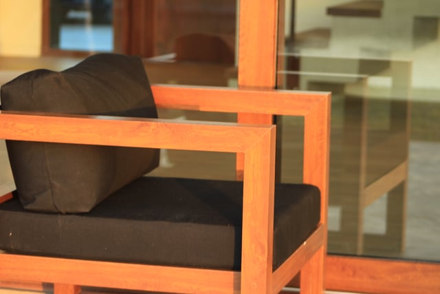 Sillón de exterior con tela náutica y estructura PVC — Velenza
